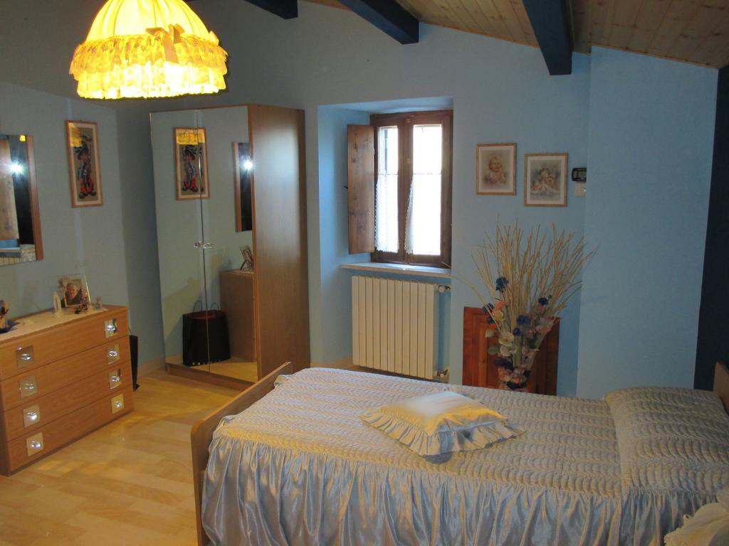 Belvilla By Oyo Graceful Apartment With Garden Petrella Guidi Luaran gambar